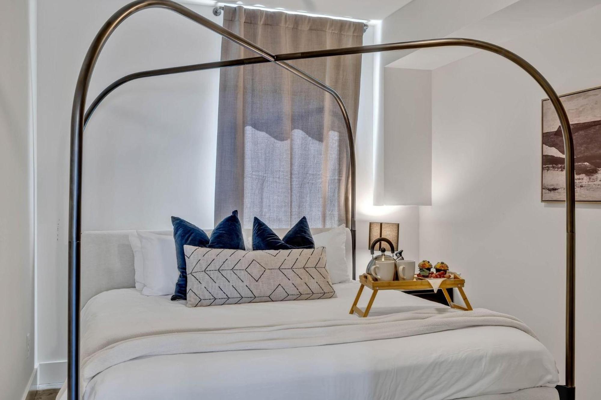 Euphony - Designer Furnishings - 5 Mins To Broadway Holiday home Nashville